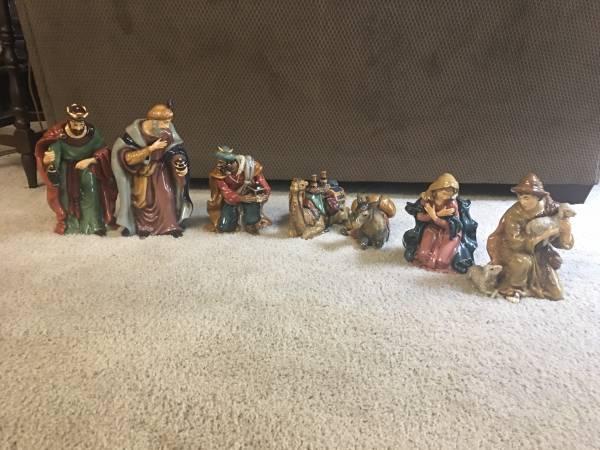 Nativity Manger Scene LARGE figurines 11