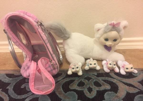 Stuffed Animal: Kitty Surprise Ivory and her kittens